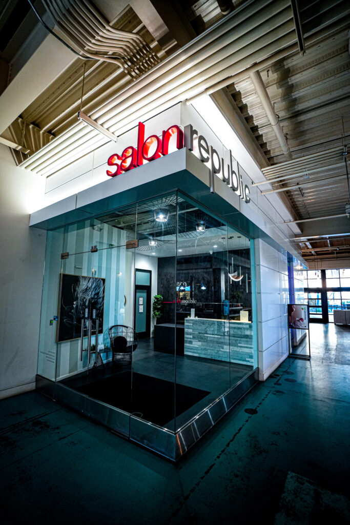 Salon Republic entry signage